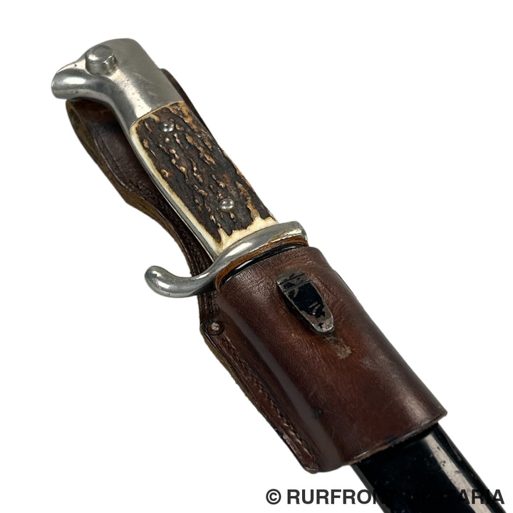 K98 Extraseitengewehr/Dress Bayonet Met Hirschhorngriffschalen Hörster Korte Variant Frog.