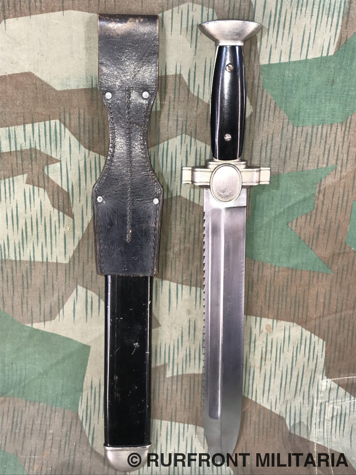 Drk Dolk/hauer Voor Manschappen Met Frog.