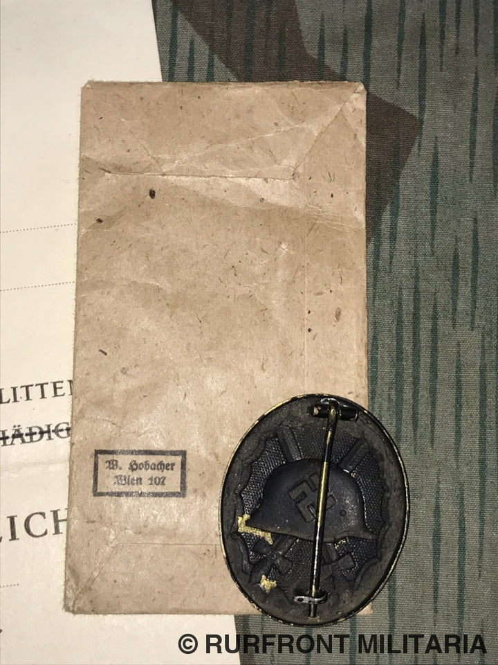 Verwundeten Abzeichen Zwart Met Zakje En Oorkonde Grenadier Regiment 67.