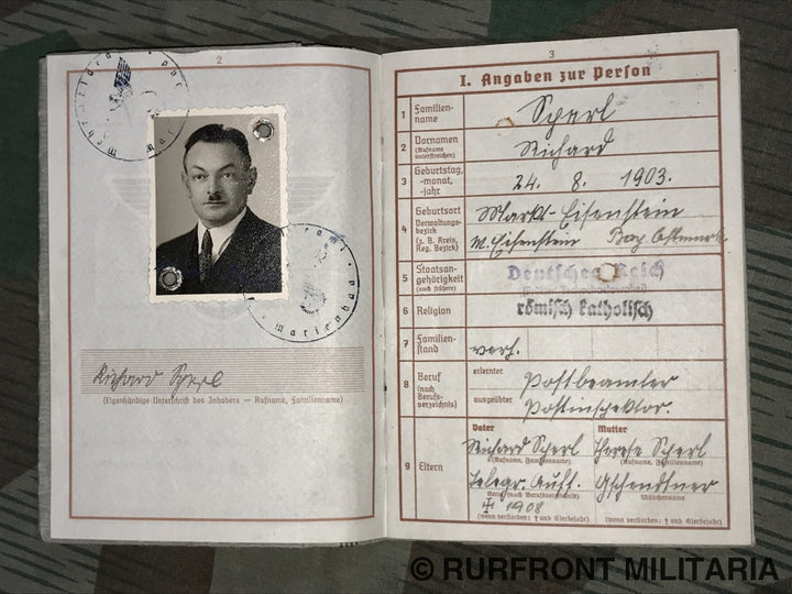 Wehrpass Funker Richard Sperl Infanterie Nachrichten Ersatz Kompanie 46 Praag.