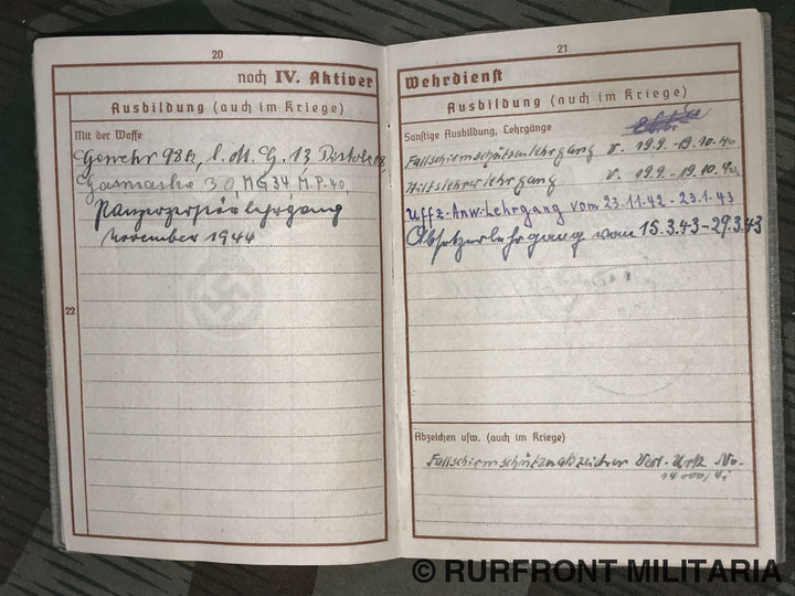 Wehrpass Helmut Dütz Fallschirmjäger Westfront Nederland Reichswald.