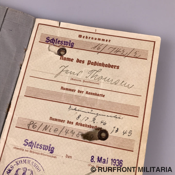 Wehrpass Leutnant Des Regiments Jens Thomsen Infanterie Regiment 46