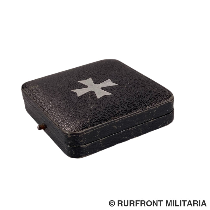 Etui Kriegsverdienstkreuz O.s. Deschler