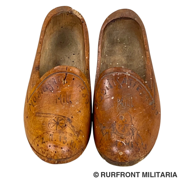 Mobilisatie klompjes 1939 Mill 13. Regiment infanterie