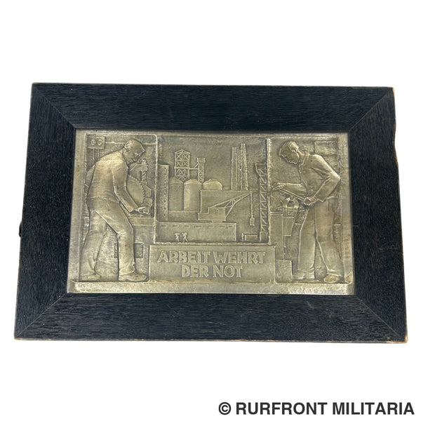 Plaquette Arbeit Wehrt Der Not