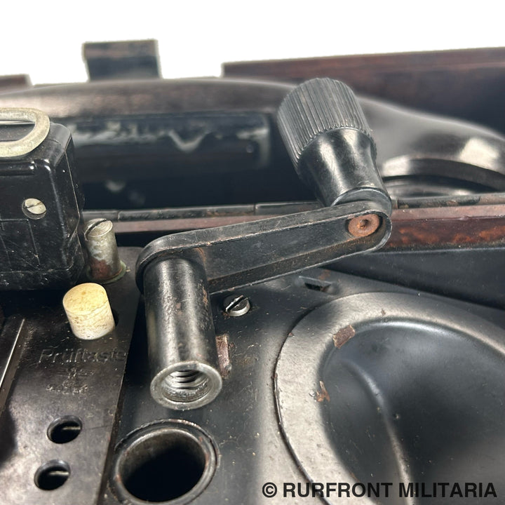 Wehrmacht FF33 Feldfernsprecher 33 Radio Mende & Co Dresden 1944 matching