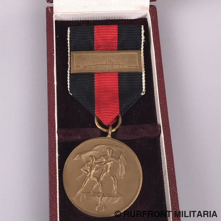 Medaille Zur Erinnerung An Den 1. Oktober 1938 In Doos Met Spange Prager Burg