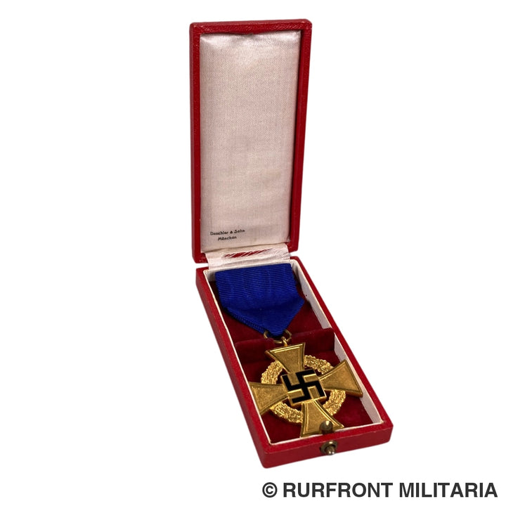 Helle Golden Award mit rotem Klebeband, glänzende Sieger Abzeichen